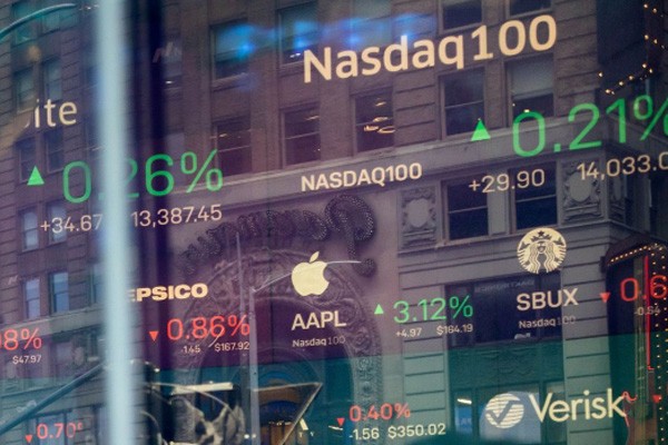 NASDAQ объявила о делистинге акций «Яндекса», Qiwi, Ozon, HeadHunter