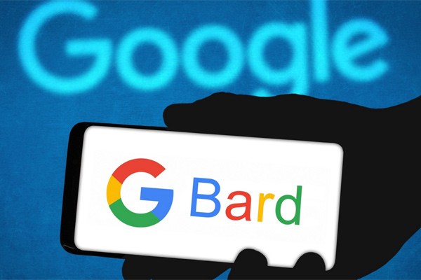 Google открыла доступ к генератору стихов Bard