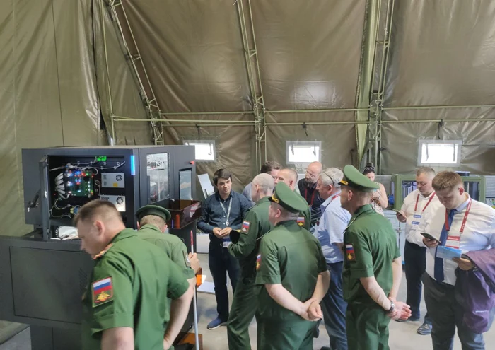 Демонстрация работы ПАК Redfab на выставке «Армия-2023» на полигоне 21 ВНИИИ ВАТ