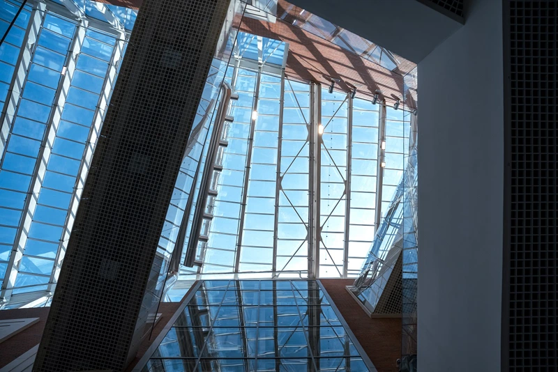 Светопрозрачные конструкции – важная часть интерьера нового здания Третьяковки