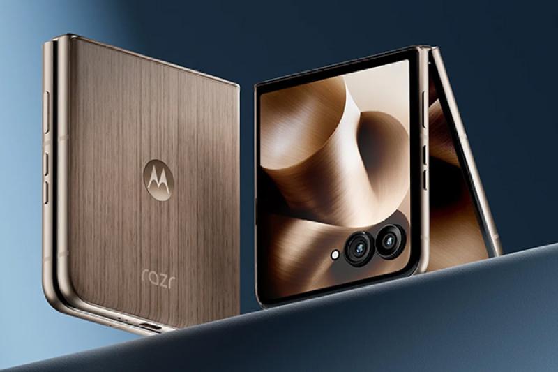 «Раскладушка» Motorola Razr Ultra 2025: мощный смартфон с большим дисплеем и зарядкой 68 Вт