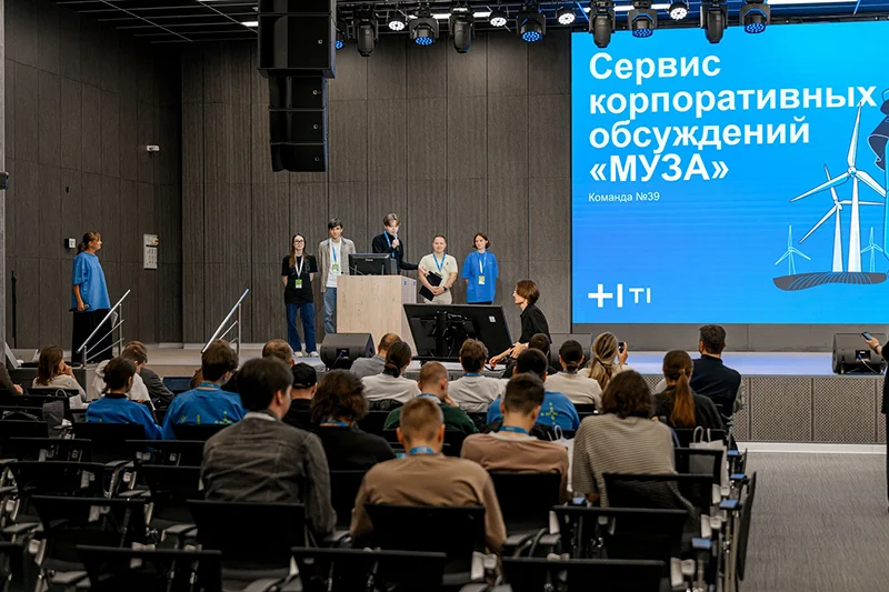 90 лучших студентов из более 7000 участников отбора получили офферы по итогам образовательно интенсива