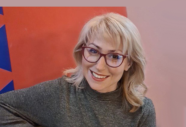 Директор департамента по обучению и развитию персонала «Софтлайн Решения» Анжелла Татарская Директор департамента по обучению и развитию персонала «Софтлайн Решения» Анжелла Татарская