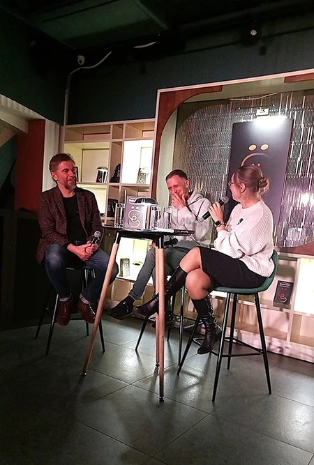 &laquo;Лаборатория Касперского&raquo; презентовала производственный роман &laquo;Вирьё моё! Хроники невидимых хакерских войн от Сыктывкара до Сингапура&raquo;