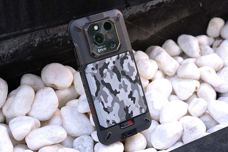 Новый бренд сверхпрочных смартфонов RugOne в России