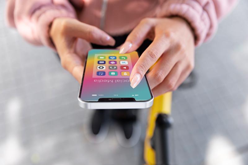 Кризис «Макса» на iOS: приложение исчезло из App Store, а push-уведомления перестали доходить до iPhone