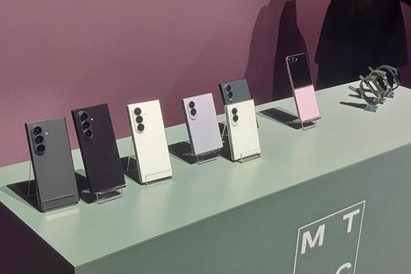 Вся линейка смартфонов и умные часы: МТС показала новые флагманские модели Samsung