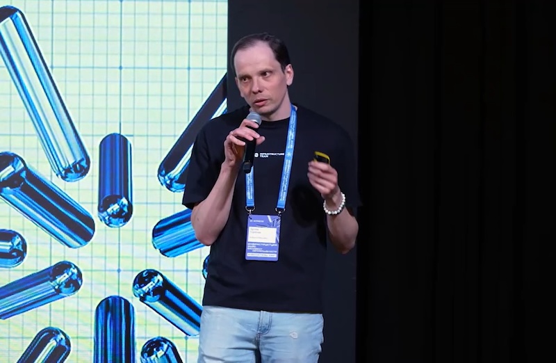 Руководитель отдела DevOps-решений «Инфосистемы Джет» Артём Горячев Руководитель отдела DevOps-решений «Инфосистемы Джет» Артём Горячев