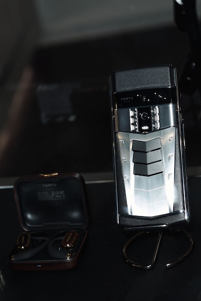 Vertu Agent Q