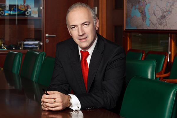 феликс евтушенков мтс. генеральный директор мтс. генеральный директор мтс. президент мтс вячеслав николаев. андрей анатольевич дубовсков.